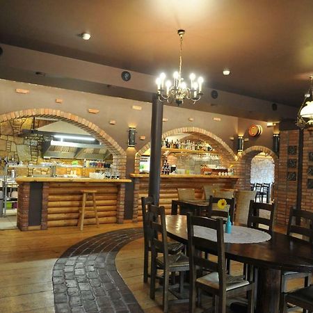 Hotel Klidzina Skriveri Extérieur photo